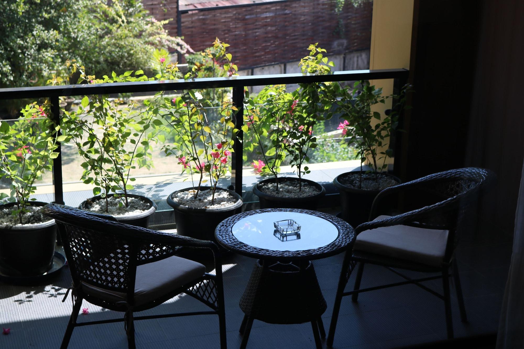 Avenue 64 Hotel Yangon Exterior photo