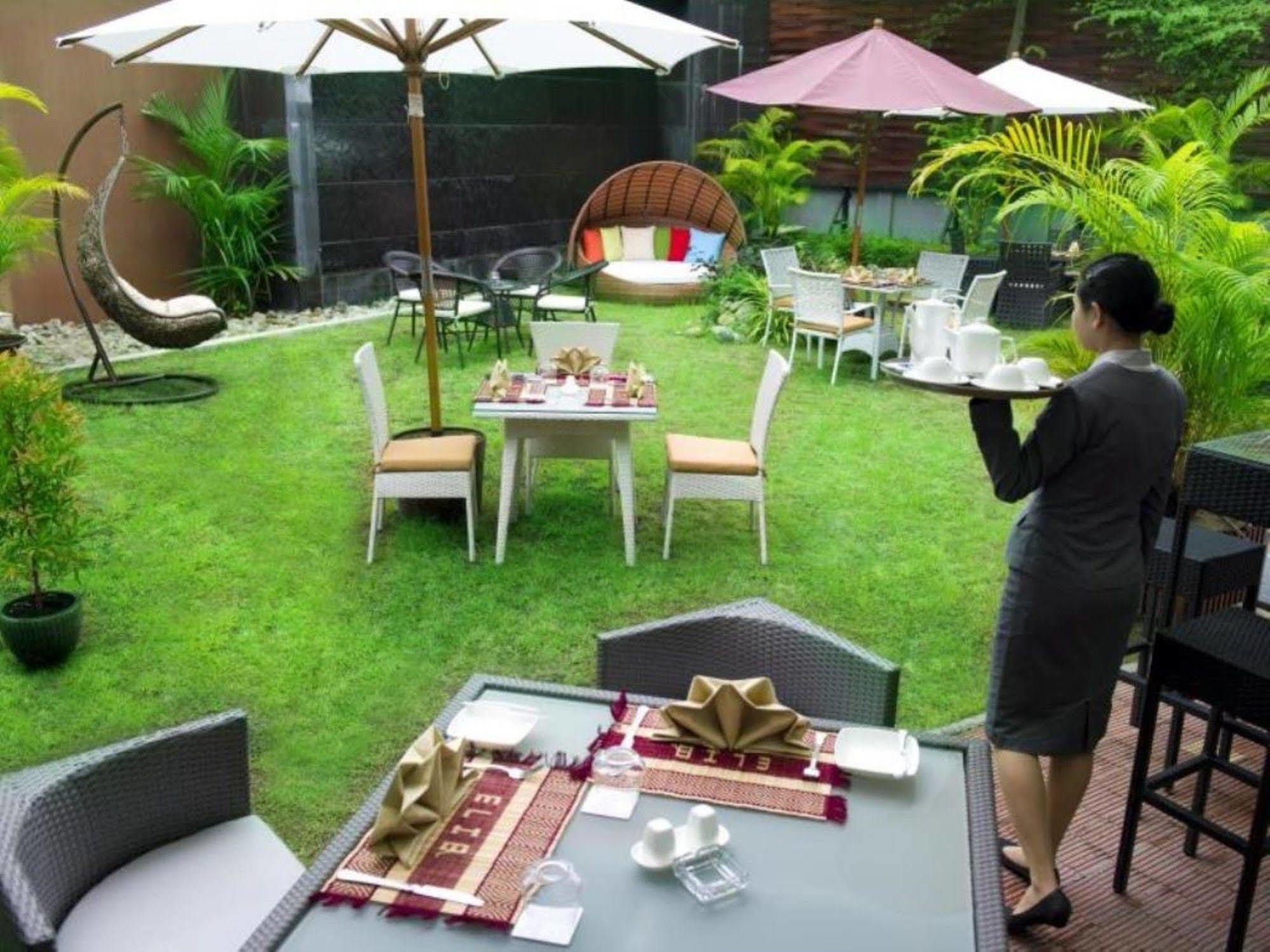 Avenue 64 Hotel Yangon Exterior photo