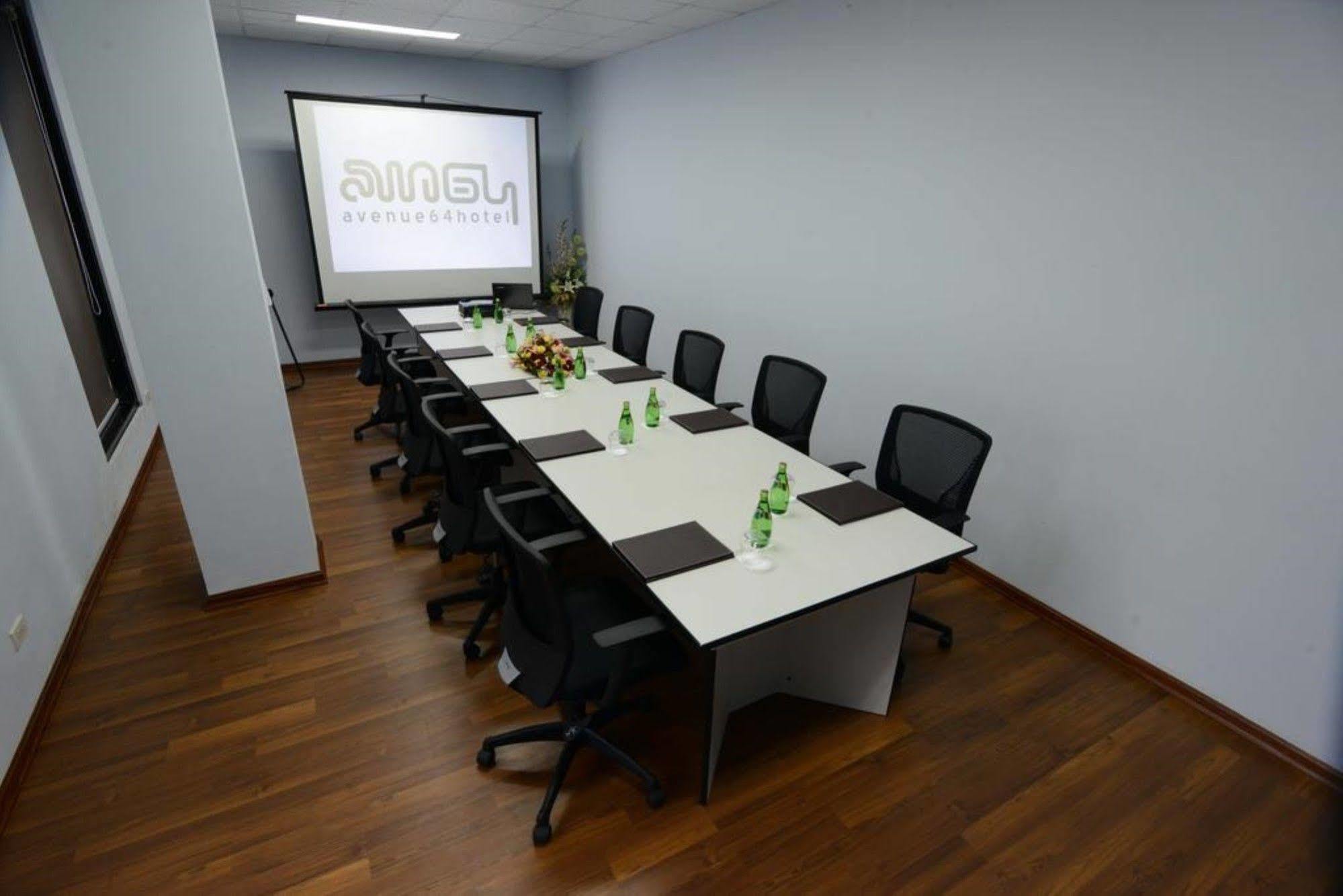 Avenue 64 Hotel Yangon Exterior photo